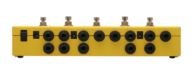 Фото Программируемый гитарный коммутатор AMT Electronics GR-4