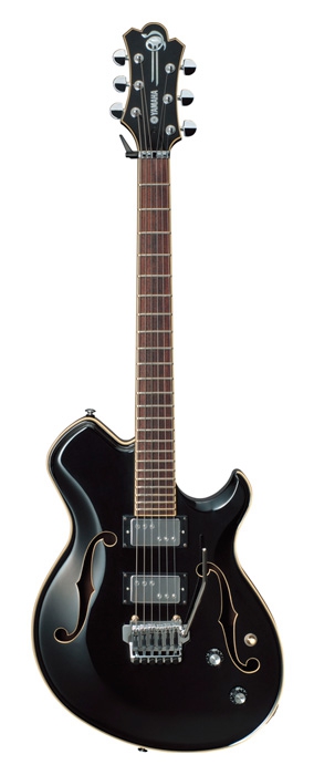 Фото Электрогитара YAMAHA CV820WBBL