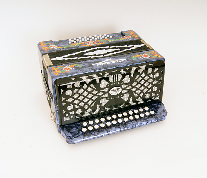 Фото Гармонь "Чайка 204" Шуйская гармонь S6XL-A-BL