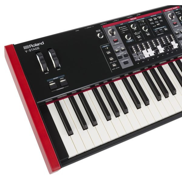 Фото Сценическое цифровое пианино Roland V-STAGE 88