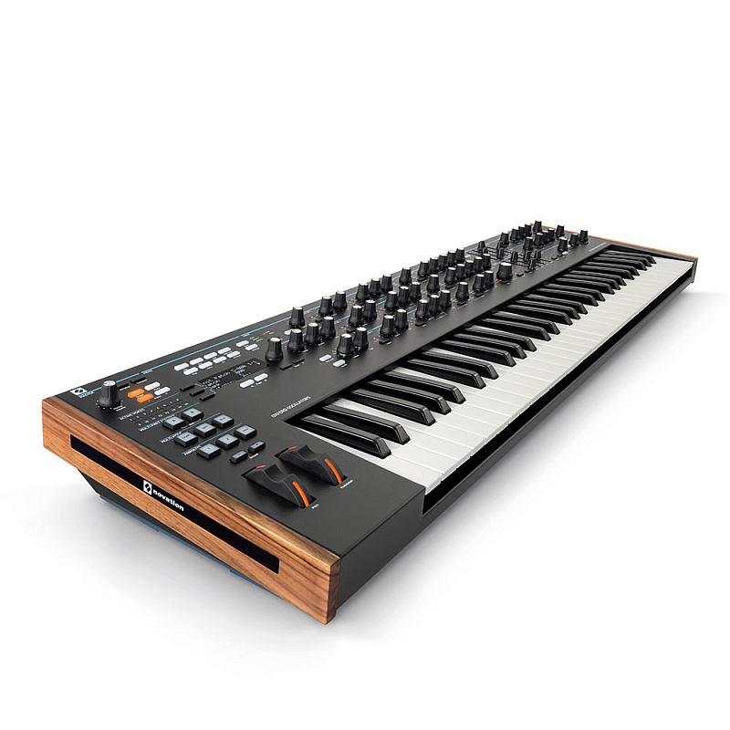 Фото Novation Summit