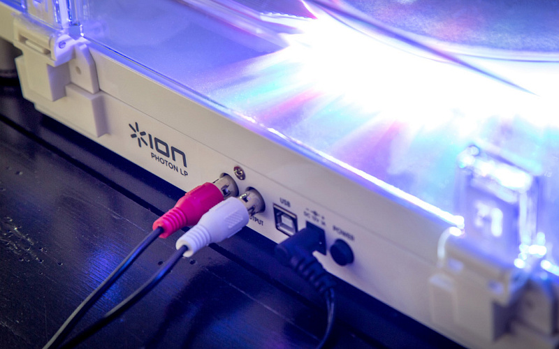 Фото ION AUDIO Photon LP виниловый проигрыватель USB 