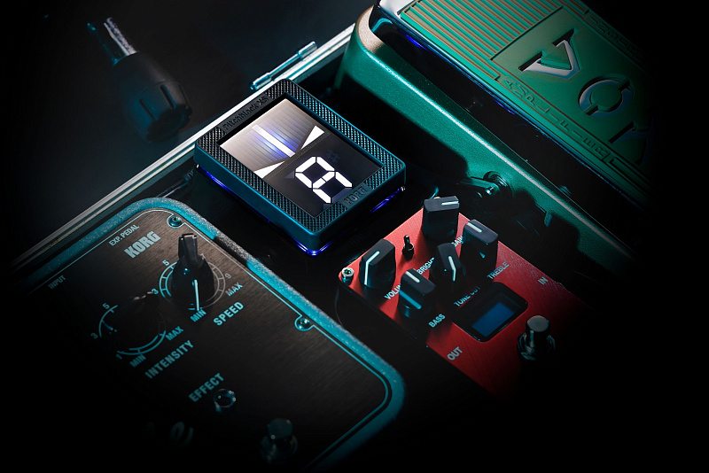 Фото KORG Pitchblack PB-XS напольный хроматический тюнер