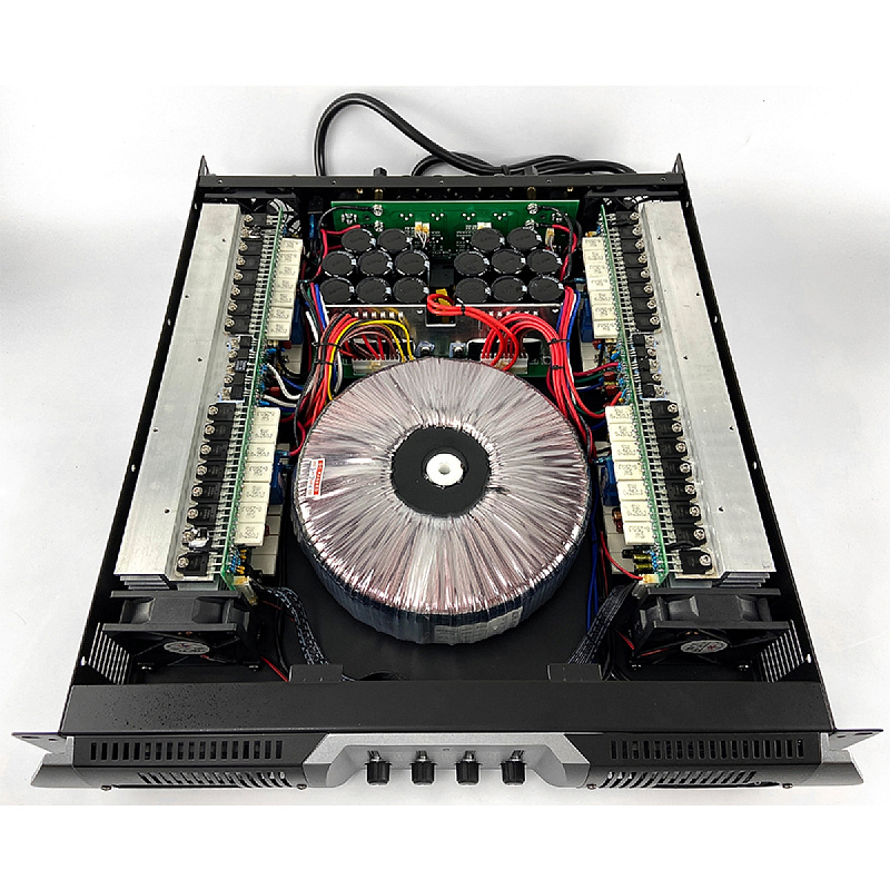 Фото Усилитель мощности CRCBOX KA-4060