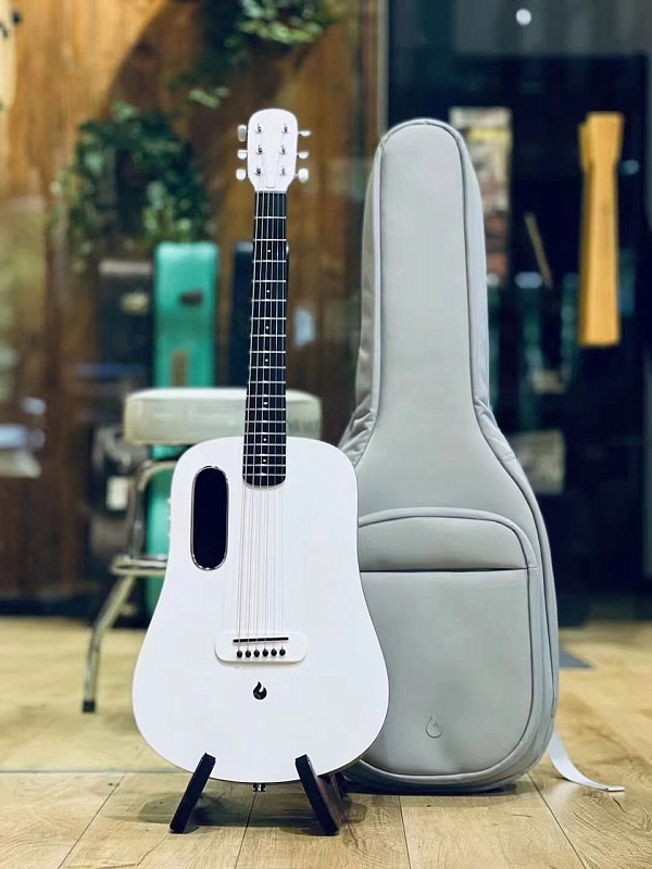 Фото Трансакустическая гитрара BLUE LAVA Original FREEBOOST (Airflow Bag)