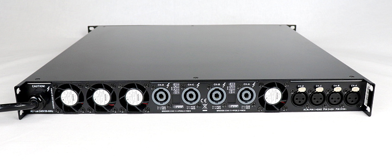 Фото Усилитель RFIntell DA15.4-D