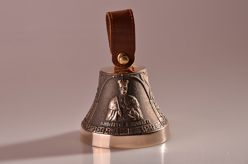 Фото Колокол — Император Николай II Александрович. Герб рода Романовых