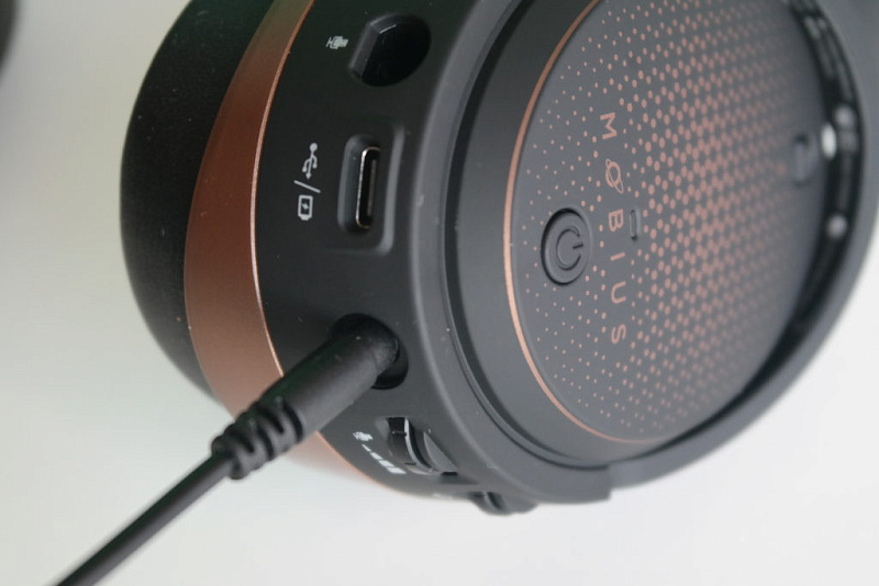 Фото Audeze Mobius Cooper